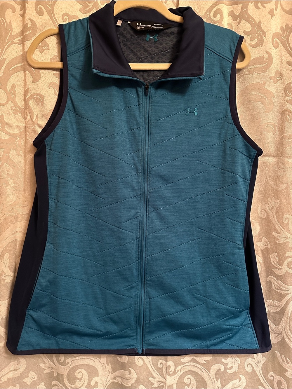 Under Armour Teal and Navy Quilted Zip-Front Tank Vest